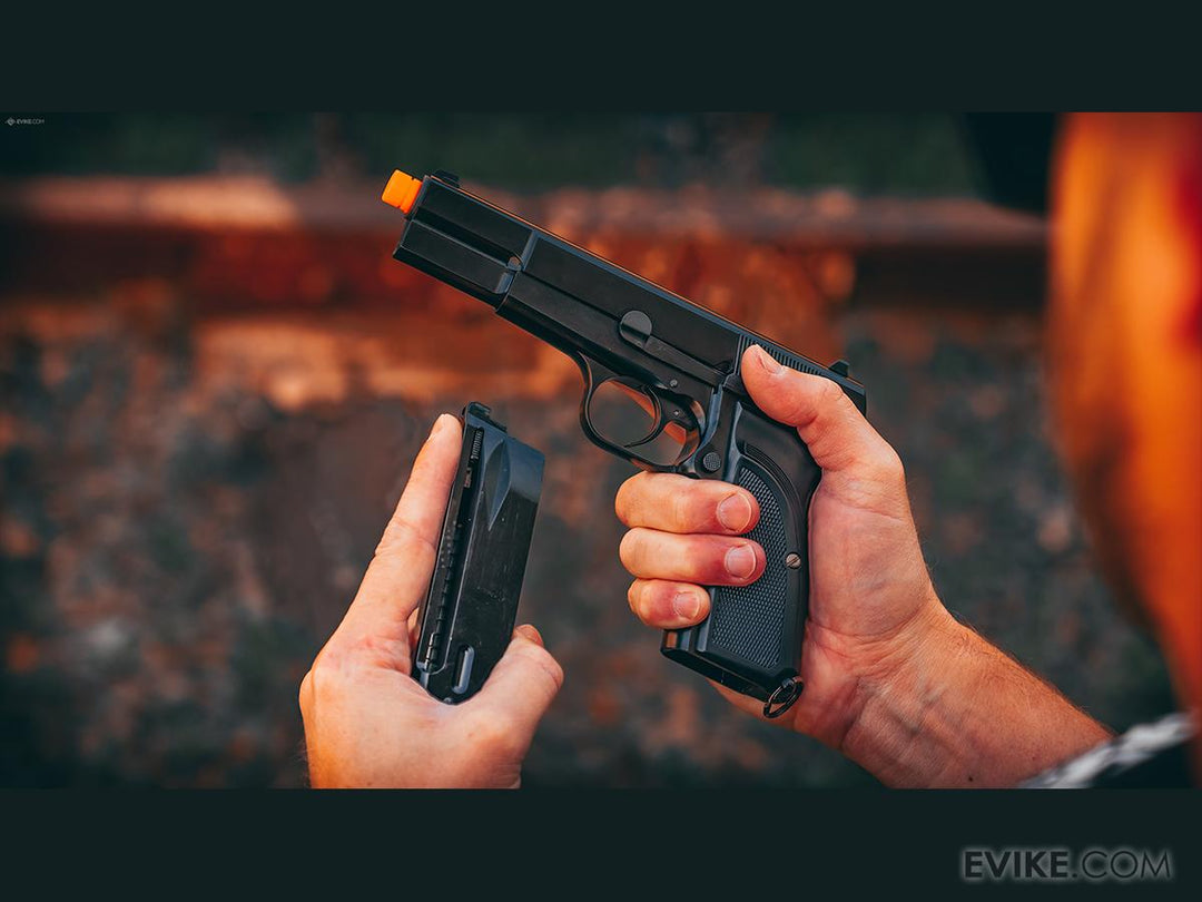 WE Tech Hi-Power GBB Pistol - New Version
